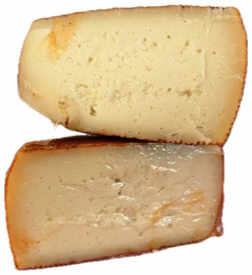img_0242 Formaggio Calabrese Stagionato Piccante Metà Forma 800gr circa
